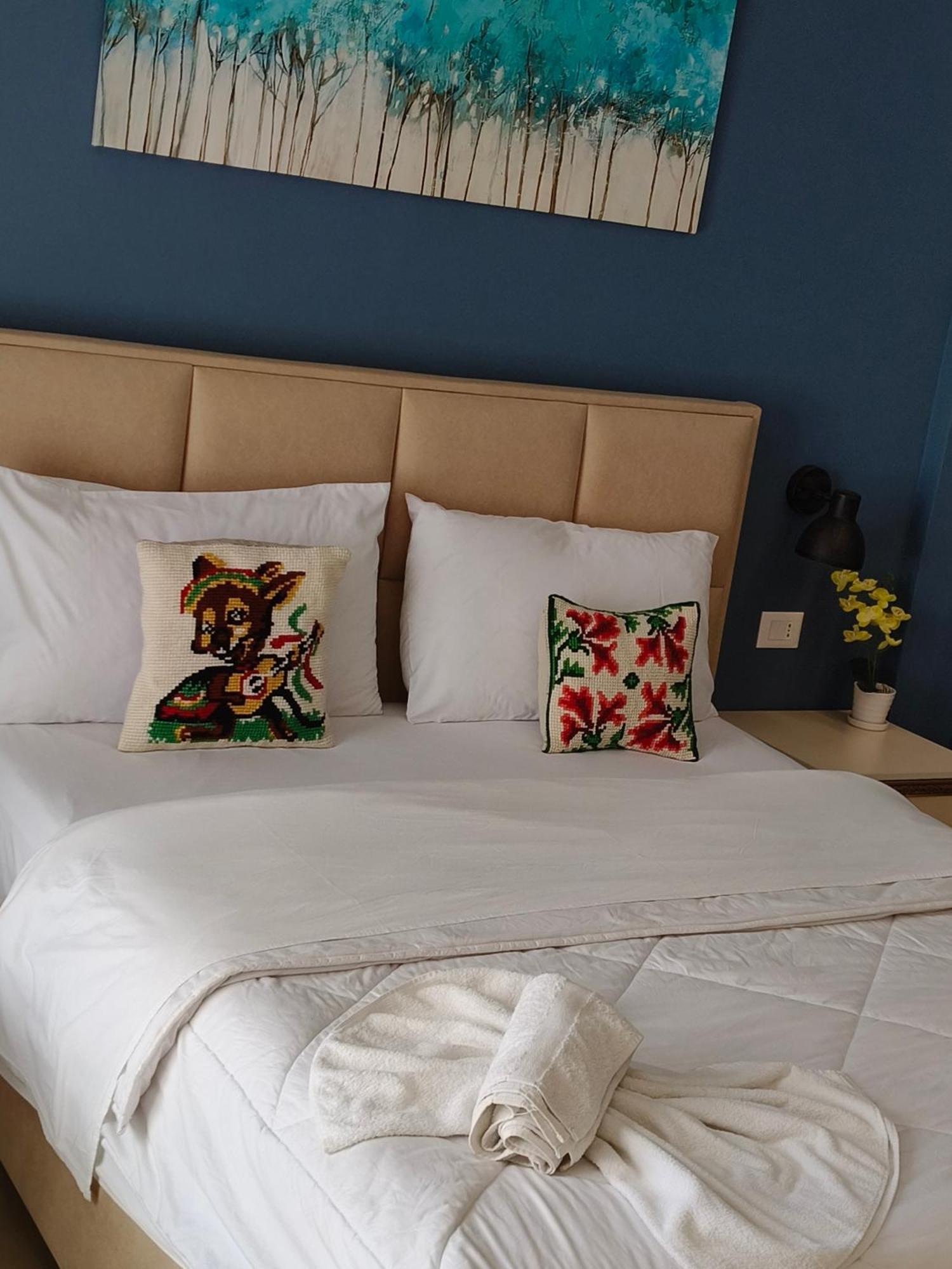 Ajilin Hotel Rooms Korce Room photo