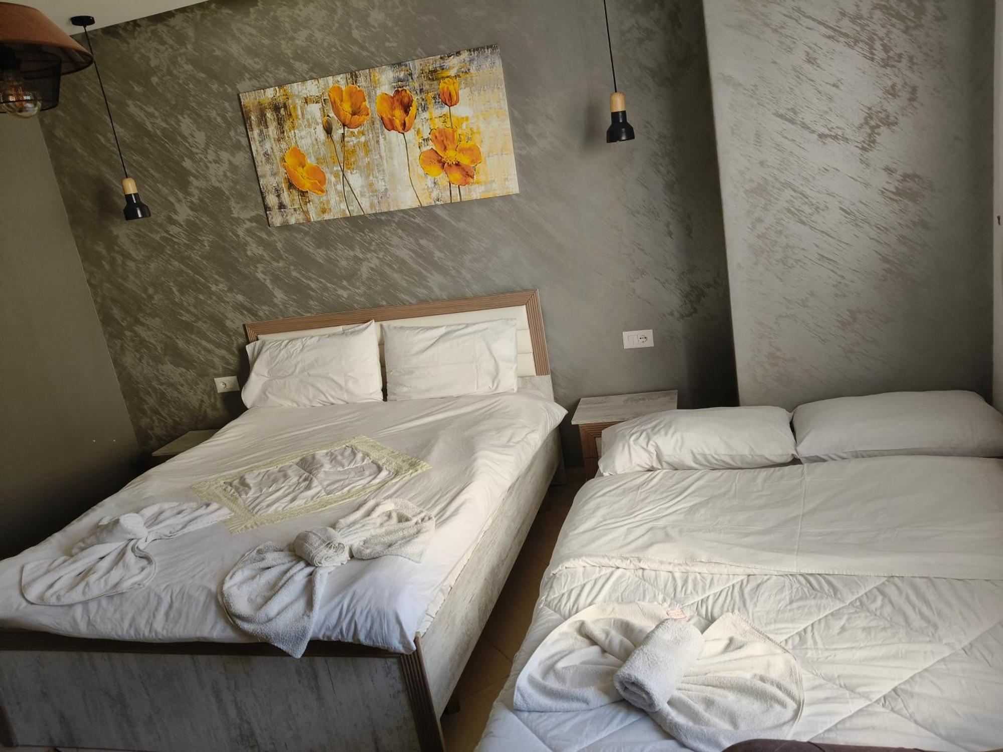 Ajilin Hotel Rooms Korce Room photo