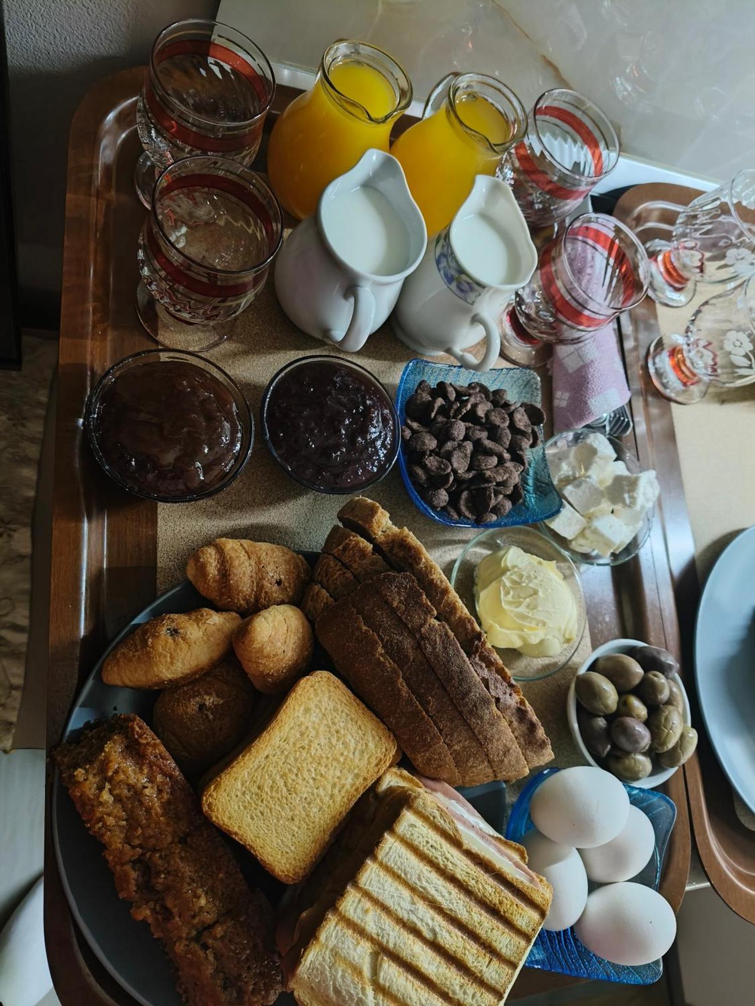 Ajilin Hotel Rooms Korce Room photo